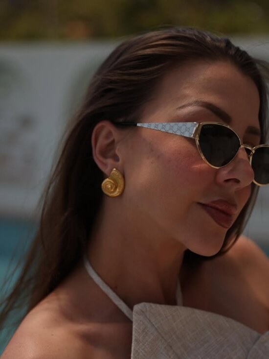 Gucci GG1853S 001 Oval Sunglasses – Gold / Grey main image 4